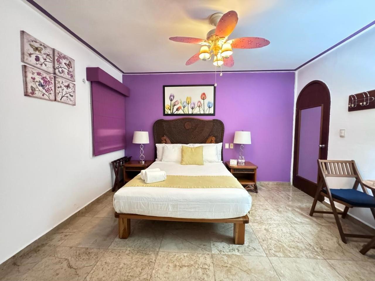 Hotel Casa Mallorca Канкун Екстериор снимка